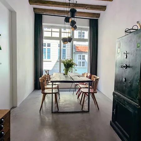 Altstadtflucht Lägenhet