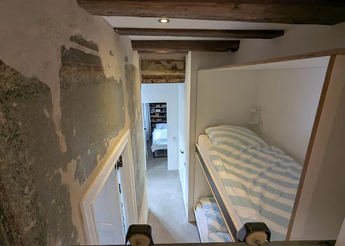 Altstadtflucht Lägenhet